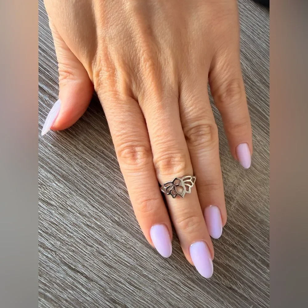 Silver Lotus toe Ring N1200